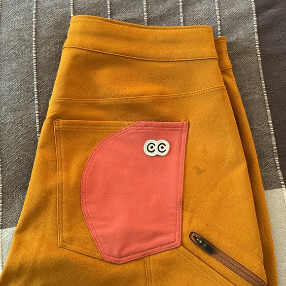 Curious Creatures Ramble Scramble Short - Picture 3 of 4